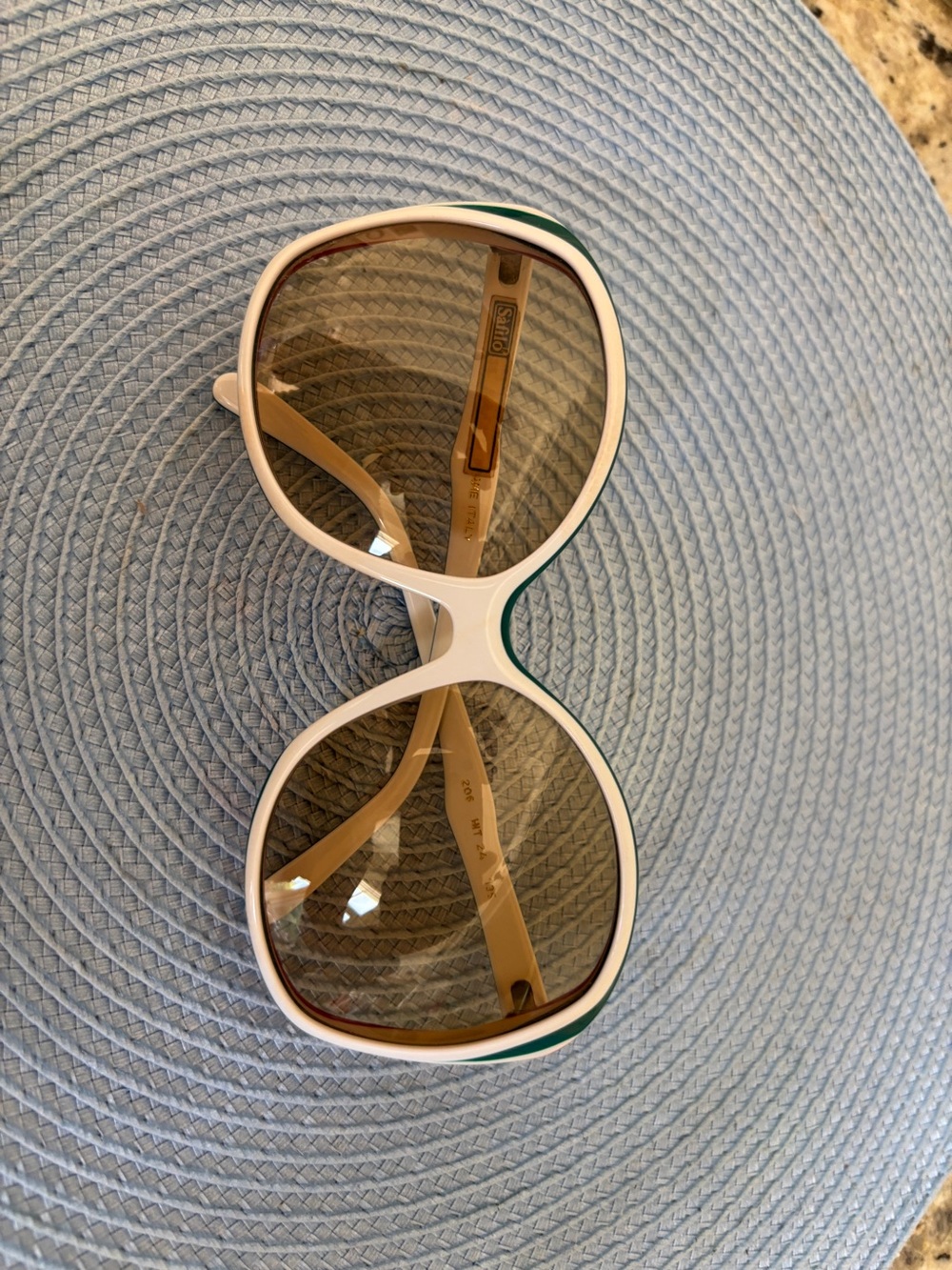 Vintage 1980s Safilo 206 HIT 24
Oversized Red White Green
Sunglasses Italy